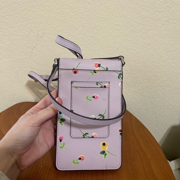 Kate Spade Cameron Floral Ditsy North South Flap Phone Crossbody Purple Travel - Picture 2 of 13